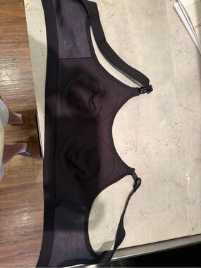 lululemon athletica hold it against me sports Bra